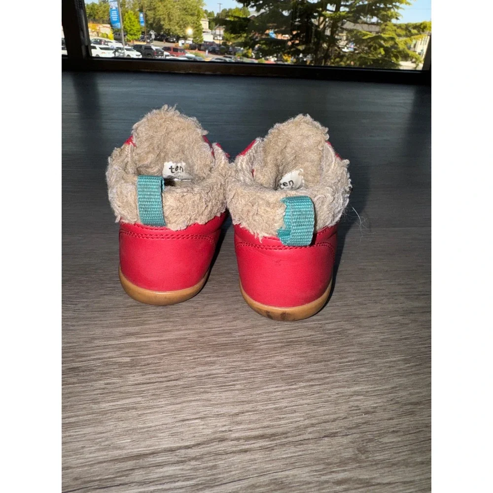 Ten Little Kids Red Velcro Shoes, 4.5